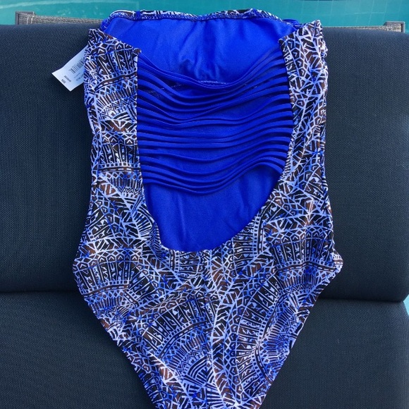 NWT Ana Swimsuit Sz M - Picture 2 of 2